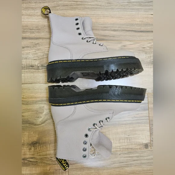 Dr. Martens JADON III BOOT PISA LEATHER PLATFORMS, US 9 - Picture 8 of 9